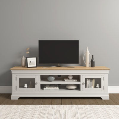 Bordeaux TV Stand
Ivory/Oak
